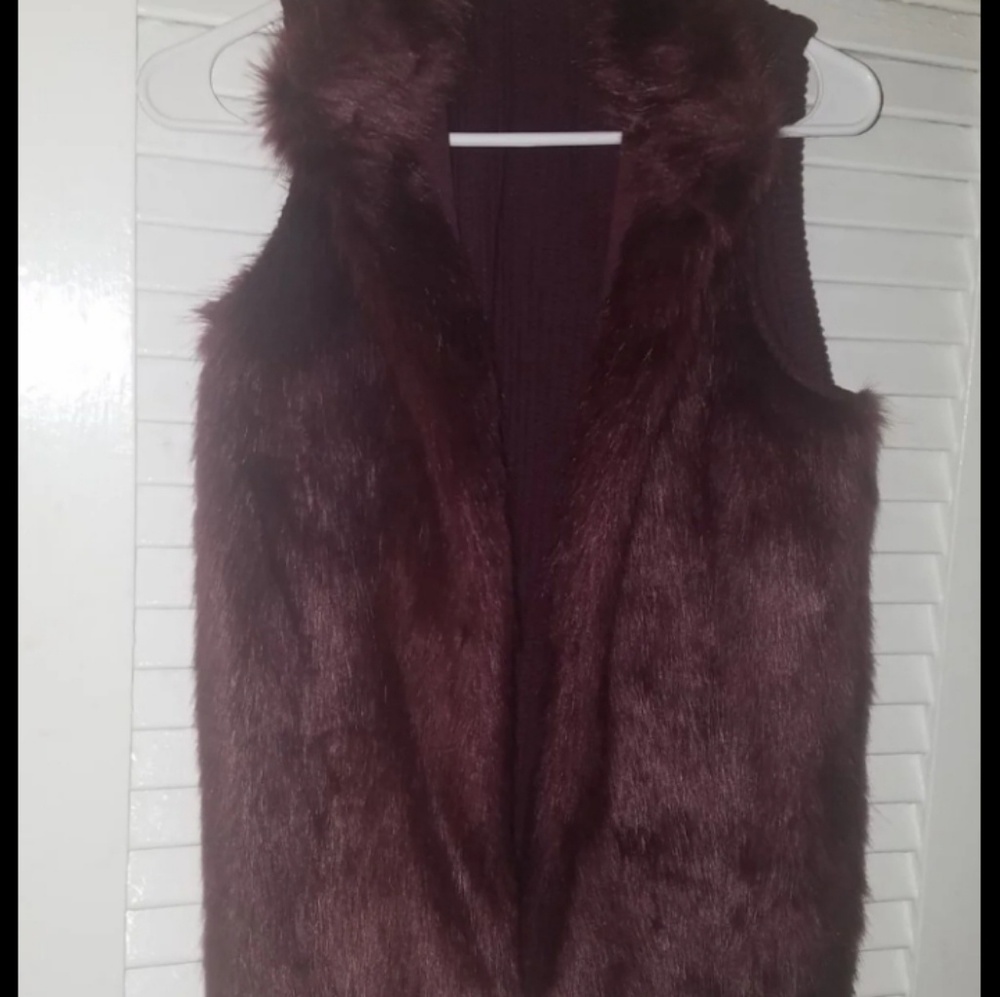 On Hold**Michael Kors vest